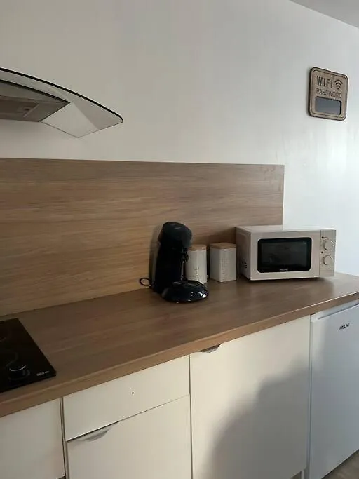 Appartement Proche Centre Ville Castres  0*, Castres (Tarn)
